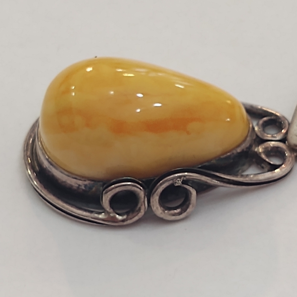 Vintage Baltic Butterscotch Amber Oversized Pendant in Sterling Silver- New! - Picture 3 of 8